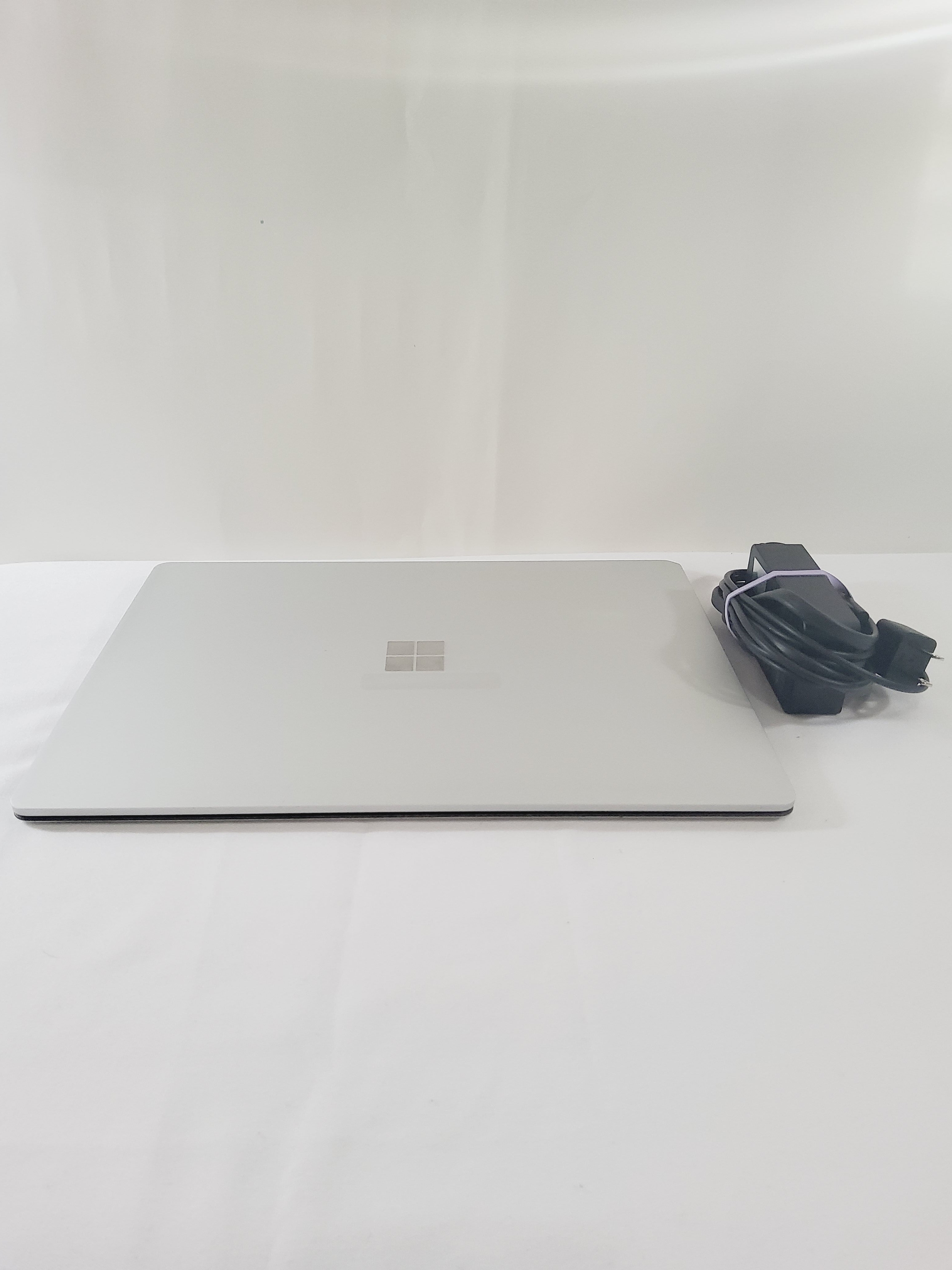 Microsoft Surface Laptop 2 13.5" Touchscreen Laptop - Silver (Intel Core i5/128GB SSD/8GB RAM/Windows 11)