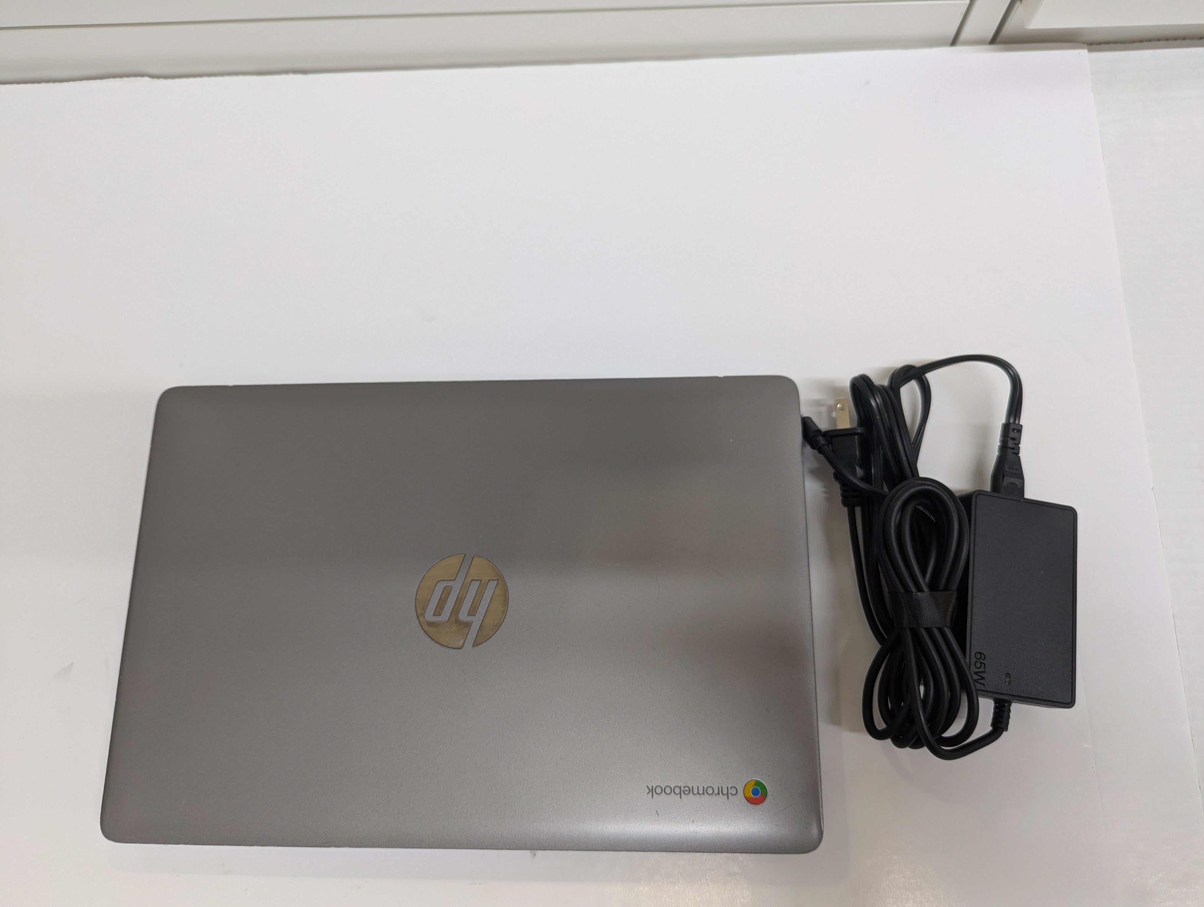 HP 14" Chromebook - Mineral Silver (Intel Celeron N4000/64GB eMMC/4GB RAM/Chrome) - Open Box